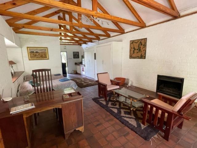 Weaver Cottages Harare Exterior photo